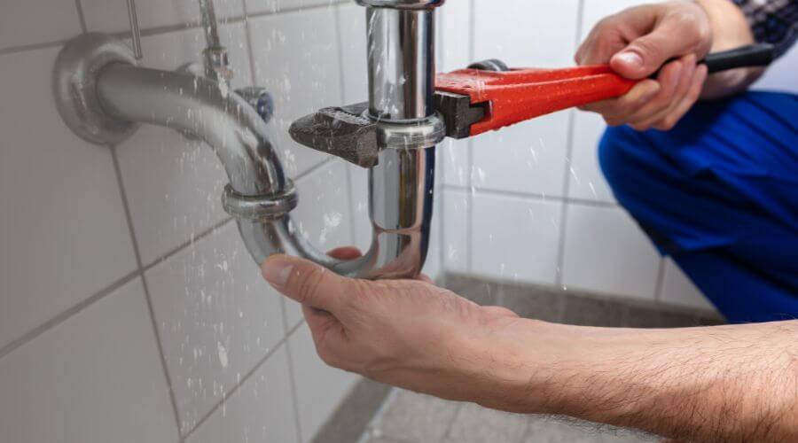 Expert burst pipe repair services in Voca, TX